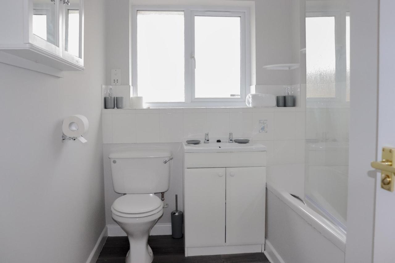Wester-Moor Comfy Modern House In Barnstaple By Staystay Com Eksteriør bilde
